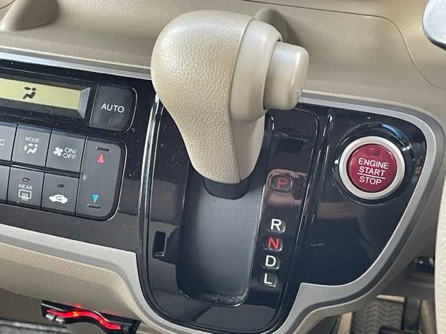 ホンダ Ｎ ＢＯＸ G Lパッケージ 茨城県 2012(平24)年 10.2万km クリスタルブラックパール ナビ /-BT/AM/FM/CD/TV/片側パワースライドドア /バックカメラ /スマートキー /アイドリングストップ /純正フロアマット /オートライト /パワーウィンドウ