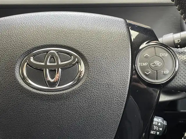 トヨタ アクア G G’s 岩手県 2016(平28)年 3.4万km ライムホワイトパールクリスタルシャイン ワンオーナー/専用エクステリア・インテリア/専用チューニングサスペンション/専用スポーツシート/トヨタセーフティセンスC/プリクラッシュセーフティ(ソフトウェアアップデート済)/レーンディパーチャーアラート/オートマチックハイビーム/先行車発進告知機能/クルーズコントロール/横滑り防止装置/前席シートヒーター/インテリアイルミネーション/純正ナビ/フルセグTV/バックカメラ/ETC2.0/オートエアコン/LEDヘッドランプ/フォグランプ/専用１７インチアルミホイール/専用フロアマット