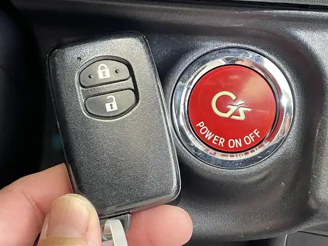 トヨタ アクア G G’s 岩手県 2016(平28)年 3.4万km ライムホワイトパールクリスタルシャイン ワンオーナー/専用エクステリア・インテリア/専用チューニングサスペンション/専用スポーツシート/トヨタセーフティセンスC/プリクラッシュセーフティ(ソフトウェアアップデート済)/レーンディパーチャーアラート/オートマチックハイビーム/先行車発進告知機能/クルーズコントロール/横滑り防止装置/前席シートヒーター/インテリアイルミネーション/純正ナビ/フルセグTV/バックカメラ/ETC2.0/オートエアコン/LEDヘッドランプ/フォグランプ/専用１７インチアルミホイール/専用フロアマット