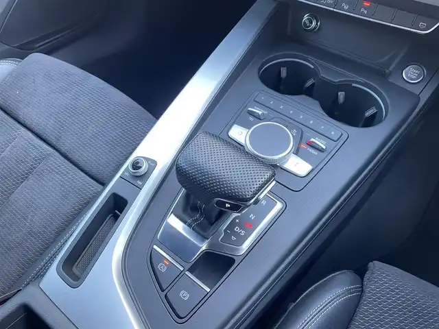 アウディ Ａ５ SB 40TFSIスポーツ 東京都 2020(令2)年 4.4万km 黒 バーチャルコックピット/マトリクスLED/純正ナビ/フルセグTV/全方位カメラ/パワーリアゲート/パワーシート/アダプティブクルーズコントロール