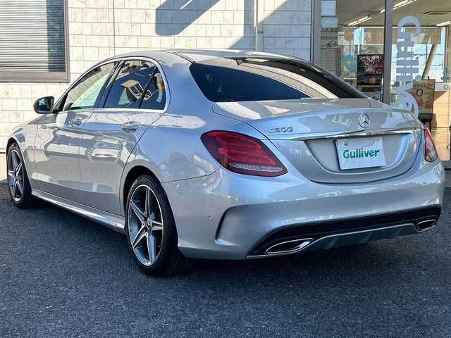 メルセデス・ベンツ Ｃ１８０ ローレウスエディション 埼玉県 2017(平29)年 1.7万km イリジウムシルバー 純正ナビ/フルセグ/DVD/CD/BT/USB/SD/前後ドライブレコーダー　/バックカメラ/ＥＴＣ　/前席シートヒーター　/前席パワーシート　/アイドリングストップ　/パドルシフト　/ステアリングパイロット　/レーンキープアシスト　/ＢＳＭ　/ステアリングスイッチ/横滑り防止/クリアランスソナー/アクティブブレーキアシスト/スマートキー２本　/保証書　/取扱説明書