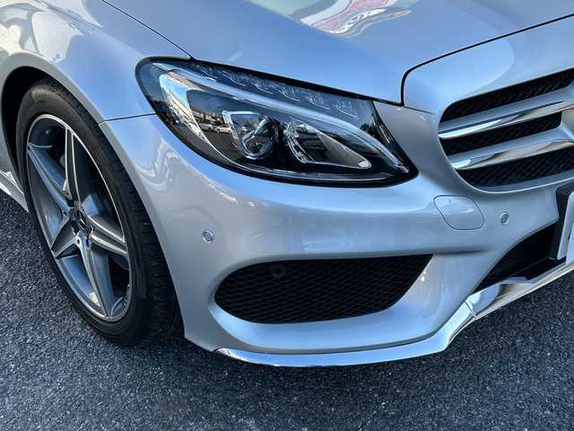 メルセデス・ベンツ Ｃ１８０ ローレウスエディション 埼玉県 2017(平29)年 1.7万km イリジウムシルバー 純正ナビ/フルセグ/DVD/CD/BT/USB/SD/前後ドライブレコーダー　/バックカメラ/ＥＴＣ　/前席シートヒーター　/前席パワーシート　/アイドリングストップ　/パドルシフト　/ステアリングパイロット　/レーンキープアシスト　/ＢＳＭ　/ステアリングスイッチ/横滑り防止/クリアランスソナー/アクティブブレーキアシスト/スマートキー２本　/保証書　/取扱説明書