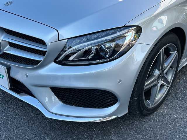 メルセデス・ベンツ Ｃ１８０ ローレウスエディション 埼玉県 2017(平29)年 1.7万km イリジウムシルバー 純正ナビ/フルセグ/DVD/CD/BT/USB/SD/前後ドライブレコーダー　/バックカメラ/ＥＴＣ　/前席シートヒーター　/前席パワーシート　/アイドリングストップ　/パドルシフト　/ステアリングパイロット　/レーンキープアシスト　/ＢＳＭ　/ステアリングスイッチ/横滑り防止/クリアランスソナー/アクティブブレーキアシスト/スマートキー２本　/保証書　/取扱説明書