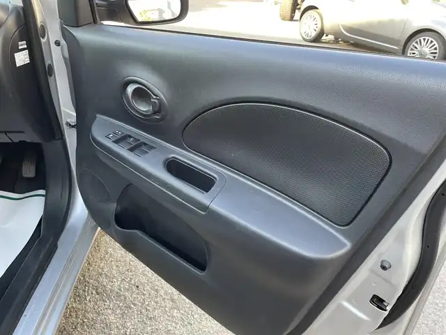 日産 マーチ 12S 和歌山県 2019(令1)年 5.5万km ブリリアントシルバー ドライブレコーダー/キーレス