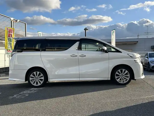 トヨタ ヴェルファイア Z Aエディション 奈良県 2015(平27)年 3.2万km ホワイトパールクリスタルシャイン ワンオーナー/純正ナビ/両側パワスラ/純正AW/クルコン/オートライト/Bluetooth/ETC/フルセグTV/スペアキー/保証書/記憶簿/取扱説明書