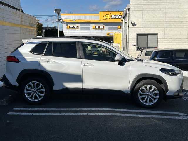 トヨタ カローラ クロス ハイブリッド S 埼玉県 2023(令5)年 2.8万km プラチナホワイトパールマイカ 純正ナビ/　(Bluetooth/DVD/USB/Miracast/FM/AM)/フルセグテレビ/全方位カメラ/ビルトインETC2.0/前方ドライブレコーダー/レーダークルーズコントロール/ブラインドスポットモニター/衝突被害軽減ブレーキ/車線逸脱警報/クリアランスソナー/電子パーキングシステム/ブレーキホールド/オートハイビーム/オートLEDライト/プッシュスタート/純正フロアマット/純正17インチアルミホイール