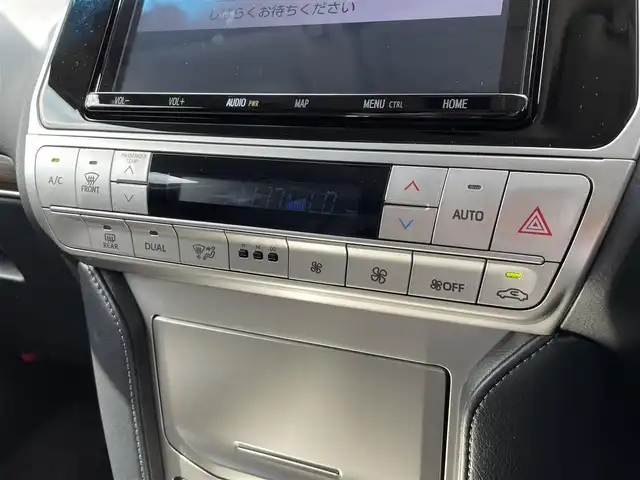 車両画像11