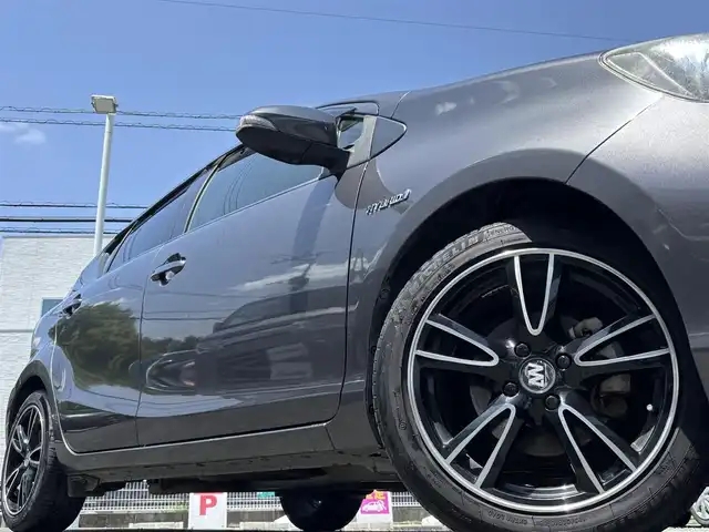 トヨタ アクア G 熊本県 2013(平25)年 10.9万km グレーメタリック 純正SDナビ(NHZD-W62G)/【フルセグTV/SD/HDD/CD/DVD/Bluetooth】/バックカメラ/コーナーセンサー(後ろ)/前席シートヒーター/オートLEDライト/社外16インチアルミホイール/ETC/ドライブレコーダー/横滑り防止装置/盗難防止装置/純正フロアマット/プッシュスタート/スマートキー/ステアリングスイッチ/ベンチシート/取扱説明書/保証書