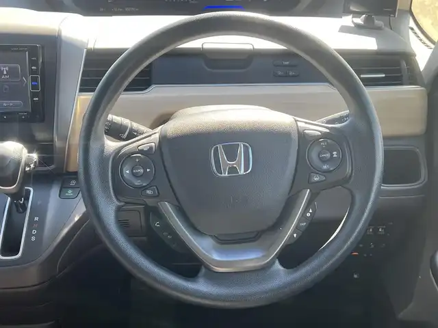 ホンダ フリード G ホンダセンシング 秋田県 2018(平30)年 5.4万km モダンスティールM ４WD/両側パワースライドドア/ホンダセンシング/衝突軽減システム/LEDヘッドライト/純正メモリナビ/フルセグ/バックカメラ/社外アルミ/スマートキー/アイドリングストップ/プッシュスタート/アダプティブ・クルーズコントロール追従走行有/レーンキープアシスト/ステアリングスイッチ/純正エンジンスターター/前席シートヒーター/ETC/ルーフキャリア/ルーフラック/社外ドアバイザー/ウォークスルー/オートエアコン/ヘッドライトレベライザー/横滑り防止/盗難防止装置/寒冷地仕様/電動格納ウィンカーミラー/保証書/取扱説明書/記録簿/スペアキー1本有