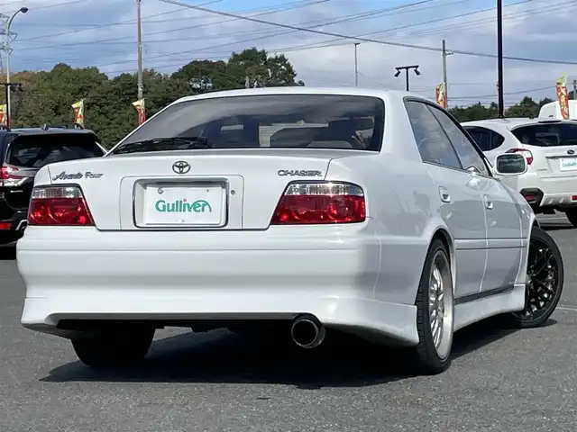 トヨタ チェイサー アバンテ Four 道央・札幌 1999(平11)年 15.1万km スーパーホワイトⅡ ４WD/社外オーディオ/CD/USB/AUX/横滑り防止装置/寒冷地仕様/ワイパーデアイサー/フォグランプ/ヒーテッドドアミラー/電動格納ミラー/純正フロアマット/社外エンジンスターター/フロントエアロ/サイドエアロ/リアアンダー/キセノンヘッドライト/社外AW付夏、冬タイヤ積込（各2本ずつ）/225/45/R18/2016年/山1mm