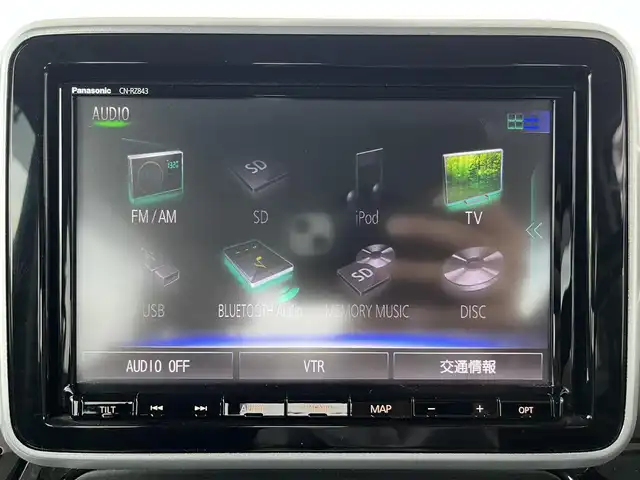 スズキ スペーシア カスタム HYBRID XS 高知県 2018(平30)年 6.2万km ブルーイッシュブラックパール3 純正ナビ/　Bluetooth/フルセグ/　CD/DVD/AM/FM/ドライブレコーダー/ビルトインETC/両側パワースライドドア/LEDヘッドライト/コーナーセンサー/ベンチシート/プッシュスタート/スマートキー/スペアキー/アイドリングストップ/ハーフレザー/シートヒーター/純正フロアマット/純正15インチアルミホイール/オートライト/衝突被害軽減システム/盗難防止装置