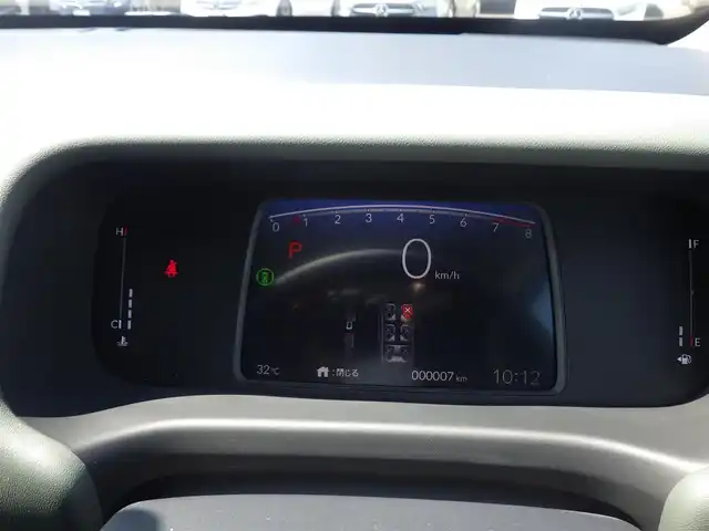 ホンダ フリード クロスター 千葉県 2025(令7)年 0.1万km未満 ベージュ クロスター　1L54AC3　6人　9インチナビ　LXM-242ZFNI(207680円)/ホンダセンシング/・衝突軽減ブレーキ（CMBS）/・車線維持支援システム（LKAS）/・アダプティブクルーズコントロール（ACC）/・後方誤発進抑制機能/・誤発進抑制機能/両側パワースライドドア/純正コネクトナビ/地デジTV/【Bluetooth接続】/【Apple CarPlay　Android Auto対応】/バックカメラ/革巻きステアリング/ステアリングスイッチ/ハーフレザーシート/前席シートヒーター/LEDヘッドライト/フォグライト/ウインカーミラー/コーナーセンサー/純正15インチアルミホイル/サイド/カーテンエアバッグ/Honda スマートキー