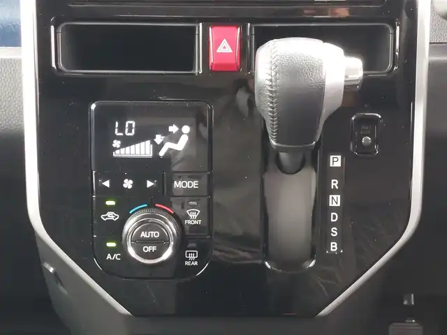 トヨタ タンク カスタムG 東京都 2019(平31)年 4.5万km ブラックマイカメタリック/ファイアークォーツレッドメタリック 純正9インチナビ/フルセグ/バックカメラ/ビルトインETC/ドライブレコーダー/両側パワースライドドア/クルーズコントロール/オートマチックハイビーム/衝突軽減ブレーキ/レーンキープアシスト/コーナーセンサー/スマートキー/純正14インチAW