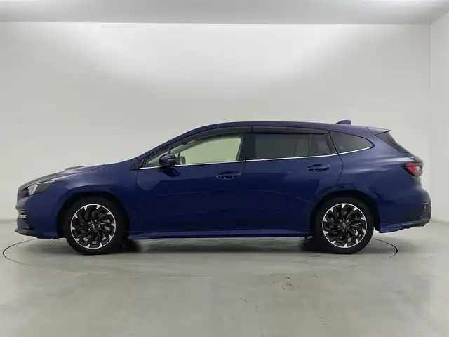 スバル レヴォーグ 1．8GT EX 群馬県 2022(令4)年 3.8万km 青 11.6インチセンターインフォメーションディスプレイ/・AM/FM/AUX/USB/フルセグTV/・AppleCarPlay/AndroidAuto/12.3インチフル液晶メーター/アイサイトX/・アイサイトXテクノロジー(高度運転支援システム)/　・渋滞時ハンズオフアシスト/渋滞時発進アシスト/　・アクティブレーンチェンジアシスト/　・カーブ前速度制御/料金所前速度制御/　・ドライバー異常時対応システム/・アイサイトコアテクノロジー/　・プリクラッシュブレーキ/　・緊急時プリクラッシュステアリング/　・後退時ブレーキアシスト/　・AT誤発進/誤後進抑制制御/　・ツーリングアシスト/　・全車速追従機能付クルーズコントロール/　・車線逸脱警報/ふらつき警報/先行車発進お知らせ機能/アイサイトセイフティプラス/・運転支援テクノロジー/　・スバルリアビークルディテクション(後側方警戒支援システム)/　・エマージェンシーレーンキープアシスト/　・アレイ式アダプティブドライビングビーム/・視界拡張テクノロジー/　・デジタルマルチビューモニター(フロント/サイド/リヤカメラ)/　・前側方警戒アシスト/前席シートヒーター/運転席パワーシート