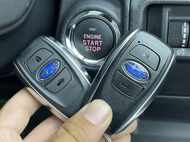 スバル レヴォーグ 1．8GT EX 群馬県 2022(令4)年 3.8万km 青 11.6インチセンターインフォメーションディスプレイ/・AM/FM/AUX/USB/フルセグTV/・AppleCarPlay/AndroidAuto/12.3インチフル液晶メーター/アイサイトX/・アイサイトXテクノロジー(高度運転支援システム)/　・渋滞時ハンズオフアシスト/渋滞時発進アシスト/　・アクティブレーンチェンジアシスト/　・カーブ前速度制御/料金所前速度制御/　・ドライバー異常時対応システム/・アイサイトコアテクノロジー/　・プリクラッシュブレーキ/　・緊急時プリクラッシュステアリング/　・後退時ブレーキアシスト/　・AT誤発進/誤後進抑制制御/　・ツーリングアシスト/　・全車速追従機能付クルーズコントロール/　・車線逸脱警報/ふらつき警報/先行車発進お知らせ機能/アイサイトセイフティプラス/・運転支援テクノロジー/　・スバルリアビークルディテクション(後側方警戒支援システム)/　・エマージェンシーレーンキープアシスト/　・アレイ式アダプティブドライビングビーム/・視界拡張テクノロジー/　・デジタルマルチビューモニター(フロント/サイド/リヤカメラ)/　・前側方警戒アシスト/前席シートヒーター/運転席パワーシート