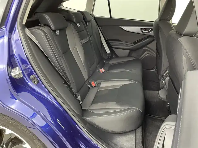 スバル レヴォーグ 1．8GT EX 群馬県 2022(令4)年 3.8万km 青 11.6インチセンターインフォメーションディスプレイ/・AM/FM/AUX/USB/フルセグTV/・AppleCarPlay/AndroidAuto/12.3インチフル液晶メーター/アイサイトX/・アイサイトXテクノロジー(高度運転支援システム)/　・渋滞時ハンズオフアシスト/渋滞時発進アシスト/　・アクティブレーンチェンジアシスト/　・カーブ前速度制御/料金所前速度制御/　・ドライバー異常時対応システム/・アイサイトコアテクノロジー/　・プリクラッシュブレーキ/　・緊急時プリクラッシュステアリング/　・後退時ブレーキアシスト/　・AT誤発進/誤後進抑制制御/　・ツーリングアシスト/　・全車速追従機能付クルーズコントロール/　・車線逸脱警報/ふらつき警報/先行車発進お知らせ機能/アイサイトセイフティプラス/・運転支援テクノロジー/　・スバルリアビークルディテクション(後側方警戒支援システム)/　・エマージェンシーレーンキープアシスト/　・アレイ式アダプティブドライビングビーム/・視界拡張テクノロジー/　・デジタルマルチビューモニター(フロント/サイド/リヤカメラ)/　・前側方警戒アシスト/前席シートヒーター/運転席パワーシート