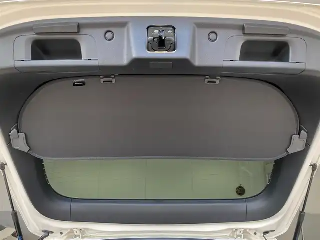 ホンダ シビック タイプR 岐阜県 2019(令1)年 2.8万km チャンピオンシップホワイト ワンオーナー/6速マニュアルシフト/bluetooth/CD/DVD/フルセグテレビ視聴可能ナビ/バックカメラ/ビルトインETC/電動パーキングブレーキ/bremboブレーキキャリパー/無限リアスポイラー/純正フロアマット/純正20インチアルミホイール