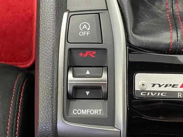 ホンダ シビック タイプR 岐阜県 2019(令1)年 2.8万km チャンピオンシップホワイト ワンオーナー/6速マニュアルシフト/bluetooth/CD/DVD/フルセグテレビ視聴可能ナビ/バックカメラ/ビルトインETC/電動パーキングブレーキ/bremboブレーキキャリパー/無限リアスポイラー/純正フロアマット/純正20インチアルミホイール