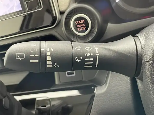 日産 デイズ X 大分県 2024(令6)年 0.6万km ホワイトパール 純正９型ＤＡナビ　フルセグＴＶ　Ｂｌｕｅｔｏｏｔｈ　バックカメラ　ＥＴＣ　ＬＥＤオートライト　純正前後ドラレコナビ連動　エマージェンシーブレーキ　衝突軽減　プッシュスタート　純正１４インチアルミ　ワンオナ　保証書　禁煙車