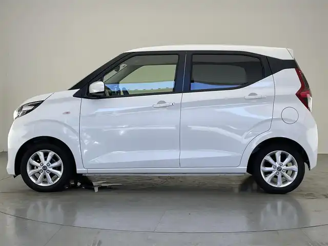 日産 デイズ X 大分県 2024(令6)年 0.6万km ホワイトパール 純正９型ＤＡナビ　フルセグＴＶ　Ｂｌｕｅｔｏｏｔｈ　バックカメラ　ＥＴＣ　ＬＥＤオートライト　純正前後ドラレコナビ連動　エマージェンシーブレーキ　衝突軽減　プッシュスタート　純正１４インチアルミ　ワンオナ　保証書　禁煙車