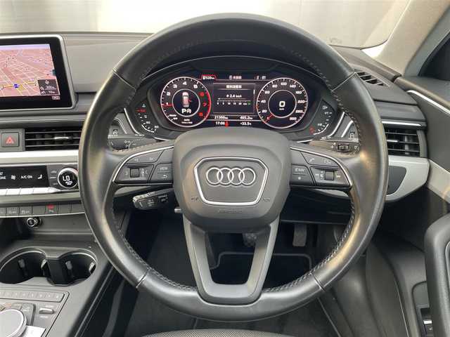 アウディ Ａ４ アバント 2．0 TFSI 東京都 2016(平28)年 2.2万km 白 ワンオーナー/純正ナビ/　DVD/CD/Bluetooth/フルセグTV/バックカメラ/アダプティブクルーズコントロール/プレセンスシティ/アクティブレーンアシスト/マトリクスLEDヘッドライトパッケージ/オートライト/パワーバックドア/パワーシート/純正17インチアルミホイール/パドルシフト/ステアリングスイッチ/電動格納ミラー/ウインカーミラー/横すべり防止/アイドリングストップ/フロアマット/スペアキー/保証書/取扱説明書