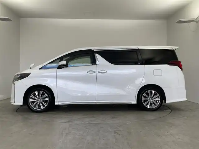 トヨタ アルファード S タイプゴールド 埼玉県 2020(令2)年 4.9万km ホワイトパールクリスタルシャイン サンルーフ　純正ディスプレイオーディオ　フリップダウンモニター　バックカメラ　ＤＶＤ再生　三眼ＬＥＤ　レーダークルーズコントロール　ビルトインＥＴＣ　ＡＣ１００Ｖ　純正ホイール　オートライト　ＴＶ