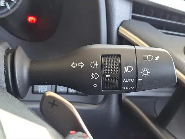 レクサス ＲＸ 450h Fスポーツ 大阪府 2020(令2)年 8.9万km ホワイトノーヴァガラスフレーク /禁煙車//ワンオーナー//サンルーフ//ヘッドアップディスプレイ//ステアリングヒーター//衝突被害軽減ブレーキ//純正HDDナビ//Bluetooth/CD/DVD/USB//AppleCarPlay/AndoroidAuto//全方位カメラ/フルセグテレビ//後席モニター【SumaMoni.Aj】//アダクティブクルーズコントロール//全席パワーシート/赤革レザーシート//全席シートヒーター/前席エアシート//電動リアゲート//ドアエッジプロテクター//社外ラゲージマット//ブラインドスポットモニター//ETC2.0