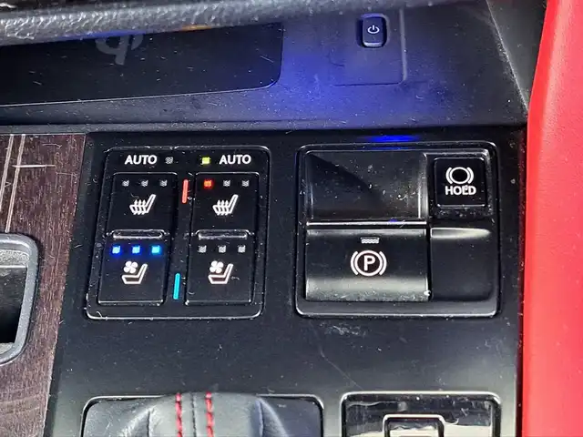 レクサス ＲＸ 450h Fスポーツ 大阪府 2020(令2)年 8.9万km ホワイトノーヴァガラスフレーク /禁煙車//ワンオーナー//サンルーフ//ヘッドアップディスプレイ//ステアリングヒーター//衝突被害軽減ブレーキ//純正HDDナビ//Bluetooth/CD/DVD/USB//AppleCarPlay/AndoroidAuto//全方位カメラ/フルセグテレビ//後席モニター【SumaMoni.Aj】//アダクティブクルーズコントロール//全席パワーシート/赤革レザーシート//全席シートヒーター/前席エアシート//電動リアゲート//ドアエッジプロテクター//社外ラゲージマット//ブラインドスポットモニター//ETC2.0