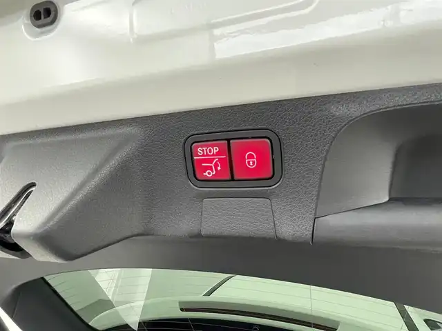 メルセデス・ベンツ Ｍ・ベンツ ＣＬＡ２００ｄ シューティングブレーク 愛知県 2021(令3)年 6.8万km ポーラホワイト ワンオーナー/純正10．25インチナビ/【Bluetooth/フルセグTV/USB/AM/FM】/パワーテールゲート/バックカメラ/アダクティブコントロール/パークトロニック/レーダーセーフティパッケージ/・アダプティブディスタンスアシストディストロニック/・自動再発進機能/・アクティブブレーキアシスト/・緊急回避補助システム/・渋滞時緊急ブレーキ機能/・アクティブブラインドスポットアシスト/・アクティブレーンキーピングアシスト/・アクティブレーンチェンジングアシスト/・アクティブエマージェンシーストップアシスト/アイドリングストップ/パドルシフト/パワーシート/シートヒーター/ハーフレザーシート/メモリーシート/前後ドライブレコーダー/純正フロアマット/純正18インチアルミホイール/電動格納ミラー/LEDオートライト