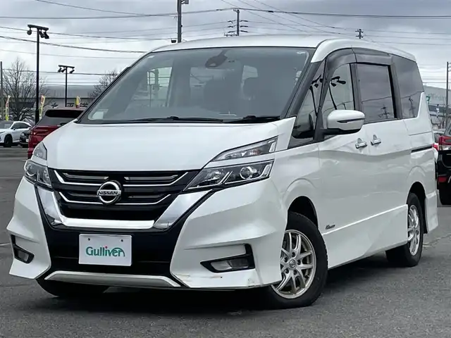日産 セレナ ハイウェイスター 道央・札幌 2017(平29)年 11.4万km ブリリアントホワイトパール ４WD/ワンオーナー/純正ディーラーOPナビ/CD/DVD/BT/フルセグ/横滑り防止装置/クルーズコントロール/バックカメラ/ビルトインETC/ドライブレコーダー/アイドリングストップ/ECOMODE/両側パワースライドドア/革巻きステアリング/ステアリングリモコン/プッシュスタート/スマートキー/LEDヘッドライト/オートライト/フォグランプ/電動格納ミラー/ウィンカーミラー/純正フロアマット/ドアバイザー