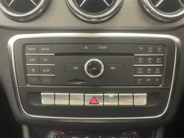 メルセデス・ベンツ ＣＬＡ２２０ 4MATIC 岡山県 2018(平30)年 3.2万km コスモスブラック レーダーセーフティパッケージ/プレミアムパッケージ/純正ナビ/バックカメラ/ESP/オートワイパー/オートライト/アクティブブレーキアシスト/アテンションアシスト/ブラインドスポット/レーンキープアシスト/アイドリングストップ/PRE　SAFE/harman kardonオーディオシステム/シートヒーター/パノラミックスライディングルーフ/アンビエントライト/ETC