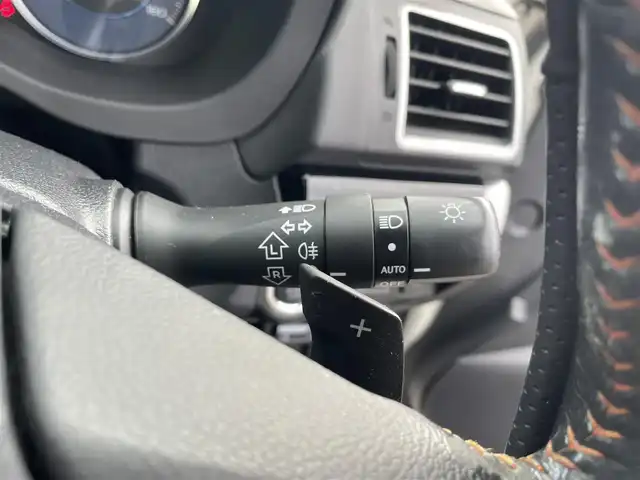 スバル インプレッサ ＸＶ 2．0i－L アイサイト 富山県 2016(平28)年 9万km クリスタルホワイトP ７インチナビ／/フルセグＴＶ／/Ｂｌｕｅｔｏｏｔｈ／/ＤＶＤ再生／/Ｂカメラ／/ビルトインＥＴＣ／/スマートキー／/前席パワーシート／/ＨＩＤオートライト／/フォグライト／/ＳＴｉリアスポイラー／/プッシュスタートエンジン