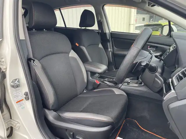 スバル インプレッサ ＸＶ 2．0i－L アイサイト 富山県 2016(平28)年 9万km クリスタルホワイトP ７インチナビ／/フルセグＴＶ／/Ｂｌｕｅｔｏｏｔｈ／/ＤＶＤ再生／/Ｂカメラ／/ビルトインＥＴＣ／/スマートキー／/前席パワーシート／/ＨＩＤオートライト／/フォグライト／/ＳＴｉリアスポイラー／/プッシュスタートエンジン