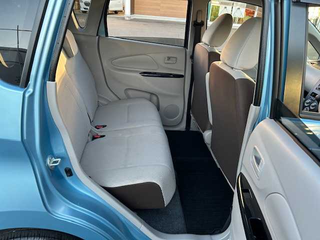 日産 デイズ J 静岡県 2019(平31)年 0.8万km アイスブルー 社外オーディオ/（CD/AM/FM）/コーナーセンサー（前後）/リモコンキー/純正フロアマット/純正ドアバイザー/保証書/取扱説明書