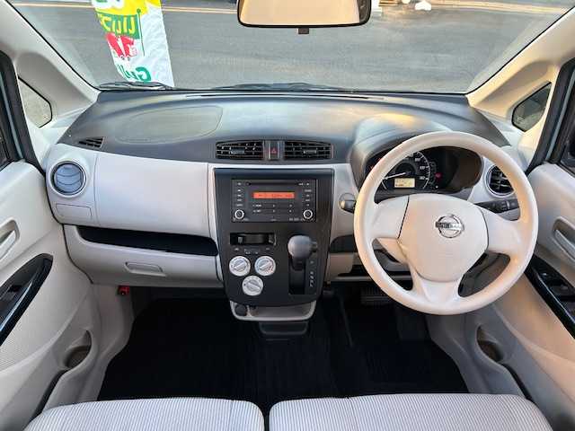 日産 デイズ J 静岡県 2019(平31)年 0.8万km アイスブルー 社外オーディオ/（CD/AM/FM）/コーナーセンサー（前後）/リモコンキー/純正フロアマット/純正ドアバイザー/保証書/取扱説明書