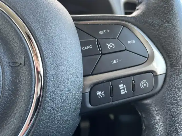 クライスラー・ジープ ジープ レネゲード リミテッド 東京都 2021(令3)年 4万km 赤 純正ナビ/バックカメラ/Bluetooth/ブラインドスポットモニター/ルーフレール/ビルトインETC2.0/ドライブレコーダー/LEDヘッドライト/プッシュスタート/インテリキー/アダプティブクルーズコントロール/ブラックレザーシート