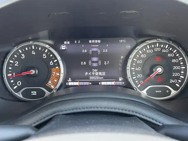 クライスラー・ジープ ジープ レネゲード リミテッド 東京都 2021(令3)年 4万km 赤 純正ナビ/バックカメラ/Bluetooth/ブラインドスポットモニター/ルーフレール/ビルトインETC2.0/ドライブレコーダー/LEDヘッドライト/プッシュスタート/インテリキー/アダプティブクルーズコントロール/ブラックレザーシート