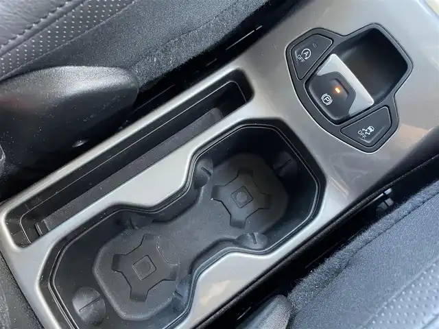 クライスラー・ジープ ジープ レネゲード リミテッド 東京都 2021(令3)年 4万km 赤 純正ナビ/バックカメラ/Bluetooth/ブラインドスポットモニター/ルーフレール/ビルトインETC2.0/ドライブレコーダー/LEDヘッドライト/プッシュスタート/インテリキー/アダプティブクルーズコントロール/ブラックレザーシート