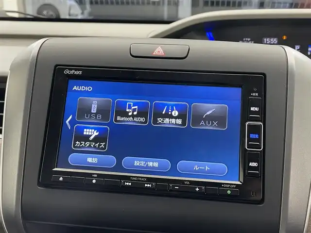 ホンダ フリード＋ G 滋賀県 2023(令5)年 0.6万km プラチナホワイトパール 純正ナビ/バックカメラ/CD/DVD/Bluetooth/フルセグTV/ETC/ホンダセンシング/シートヒーター/両側パワースライドドア/LEDヘッドライト/プッシュスタート/スマートキー/衝突軽減ブレーキ