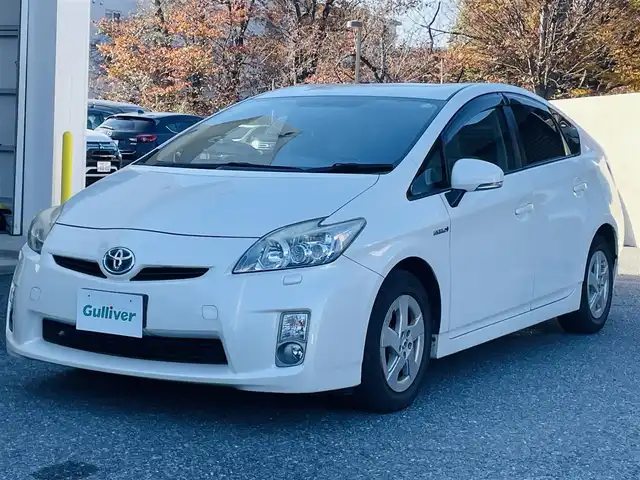 トヨタ プリウス S　LEDエディション 千葉県 2010(平22)年 10.4万km ホワイトパールクリスタルシャイン 純正HDDナビ（フルセグ/BT/DVD)/ETC/バックカメラ/LEDヘッドライト