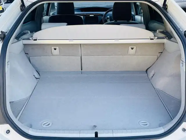 トヨタ プリウス S　LEDエディション 千葉県 2010(平22)年 10.4万km ホワイトパールクリスタルシャイン 純正HDDナビ（フルセグ/BT/DVD)/ETC/バックカメラ/LEDヘッドライト