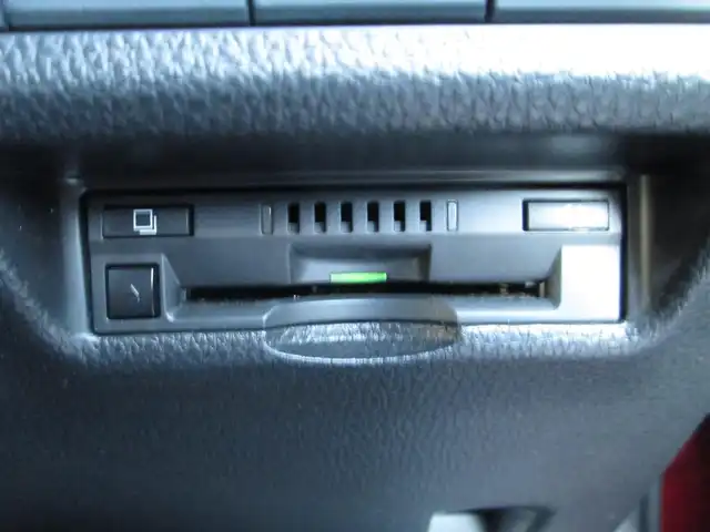 トヨタ ＲＡＶ４ ハイブリットX 千葉県 2020(令2)年 3.8万km センシュアルレッドマイカ ワンオーナー/4WD/純正SDナビ、フルセグTV/バックカメラ/純正オーディオ【DVD/CD/BT/SD】/LEDヘッドライト/Toyota Safety Sense/レーダークルーズコントロール/レーンキープアシスト/AC100V/TRDドアハンドルプロテクター/純正前方ドライブレコーダー/ビルトインETC/スペアキー/取扱説明書/ナビ取扱説明書/新車時保証書/トヨタ整備記録簿(R3/R4/R5/R6)