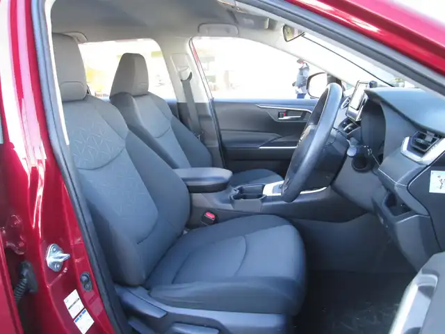 トヨタ ＲＡＶ４ ハイブリットX 千葉県 2020(令2)年 3.8万km センシュアルレッドマイカ ワンオーナー/4WD/純正SDナビ、フルセグTV/バックカメラ/純正オーディオ【DVD/CD/BT/SD】/LEDヘッドライト/Toyota Safety Sense/レーダークルーズコントロール/レーンキープアシスト/AC100V/TRDドアハンドルプロテクター/純正前方ドライブレコーダー/ビルトインETC/スペアキー/取扱説明書/ナビ取扱説明書/新車時保証書/トヨタ整備記録簿(R3/R4/R5/R6)