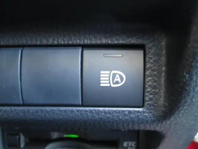 トヨタ ＲＡＶ４ ハイブリットX 千葉県 2020(令2)年 3.8万km センシュアルレッドマイカ ワンオーナー/4WD/純正SDナビ、フルセグTV/バックカメラ/純正オーディオ【DVD/CD/BT/SD】/LEDヘッドライト/Toyota Safety Sense/レーダークルーズコントロール/レーンキープアシスト/AC100V/TRDドアハンドルプロテクター/純正前方ドライブレコーダー/ビルトインETC/スペアキー/取扱説明書/ナビ取扱説明書/新車時保証書/トヨタ整備記録簿(R3/R4/R5/R6)