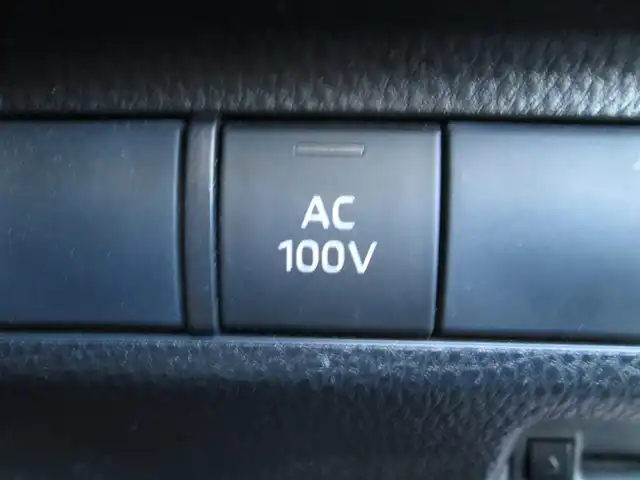 トヨタ ＲＡＶ４ ハイブリットX 千葉県 2020(令2)年 3.8万km センシュアルレッドマイカ ワンオーナー/4WD/純正SDナビ、フルセグTV/バックカメラ/純正オーディオ【DVD/CD/BT/SD】/LEDヘッドライト/Toyota Safety Sense/レーダークルーズコントロール/レーンキープアシスト/AC100V/TRDドアハンドルプロテクター/純正前方ドライブレコーダー/ビルトインETC/スペアキー/取扱説明書/ナビ取扱説明書/新車時保証書/トヨタ整備記録簿(R3/R4/R5/R6)