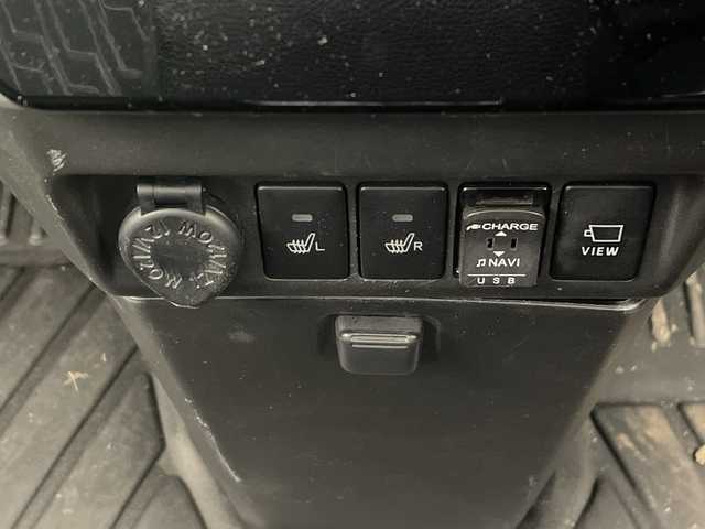 ダイハツ トール カスタムG リミテッドⅡ SAⅢ 沖縄県 2020(令2)年 7.9万km パールホワイトⅢ 純正９型ナビ　【NMZL-W70D】/　(フルセグＴＶ　Ｂｌｕｅｔｏｏｔｈ　DVD　CD)　/全方位カメラ　/ドライブレコーダー　/両側パワースライドドア　/ＬＥＤヘッドライト　/クルーズコントロール　/プッシュスタート　/スマートキー　/スペアキー　/ＥＴＣ/衝突軽減ブレーキ