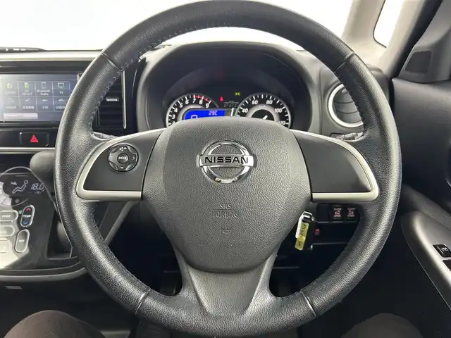 日産 デイズ ルークス ハイウェイスターターボ 千葉県 2014(平26)年 7.6万km アゼリアピンク 純正7インチSDナビ/CD DVD BT フルセグ/全方位カメラ/両側パワースライドドア/HIDオートライト/リヤシーリングファン/横滑り防止装置/後席サンシェード/ドアバイザー/プッシュスタート/スマートキー/ETC