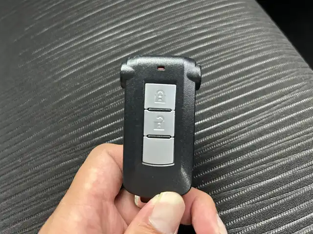 日産 デイズ ルークス ハイウェイスターターボ 千葉県 2014(平26)年 7.6万km アゼリアピンク 純正7インチSDナビ/CD DVD BT フルセグ/全方位カメラ/両側パワースライドドア/HIDオートライト/リヤシーリングファン/横滑り防止装置/後席サンシェード/ドアバイザー/プッシュスタート/スマートキー/ETC