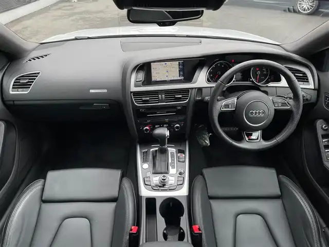 アウディ Ａ５ SB 2．0 TFSI クワトロ 山梨県 2014(平26)年 3.7万km グレイシアホワイトメタリック Sラインパッケージ/黒革シート/前席シートヒーター/前席パワーシート/純正HDDナビ/バックカメラ/フルセグ/純正HIDヘッドライト/ETC/ヒーテッドミラー/オートホールド