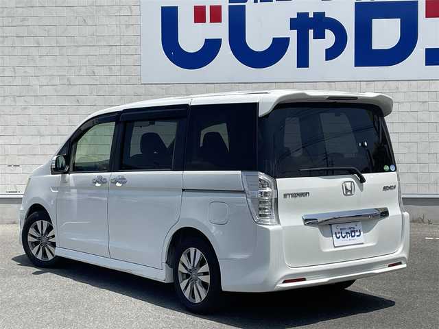 ホンダ ステップワゴン スパーダ Z インターナビセレ 佐賀県 2012(平24)年 9.1万km ホワイトオーキッドパール (株)IDOMが運営する【じしゃロン佐賀店】の自社ローン専用車両になります。こちらは現金またはオートローンご利用時の価格です。自社ローンご希望の方は別途その旨お申付け下さい/・両側電動スライドドア　/・純正ＨＤＤナビ/ＴＶ/ＤＶＤ/ＣＤ　/・バックカメラ　/・ＥＴＣ